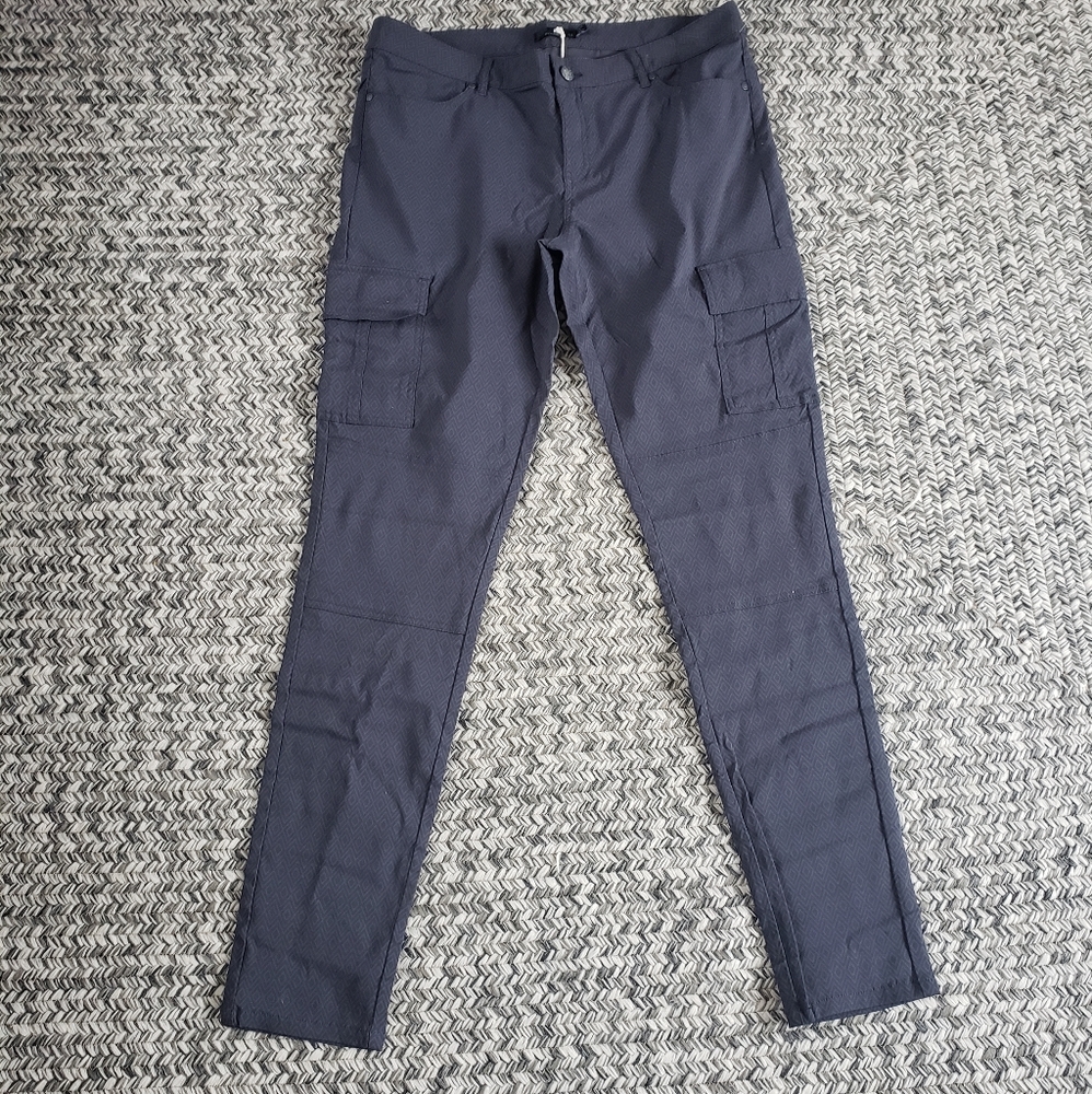 Prana meme pant